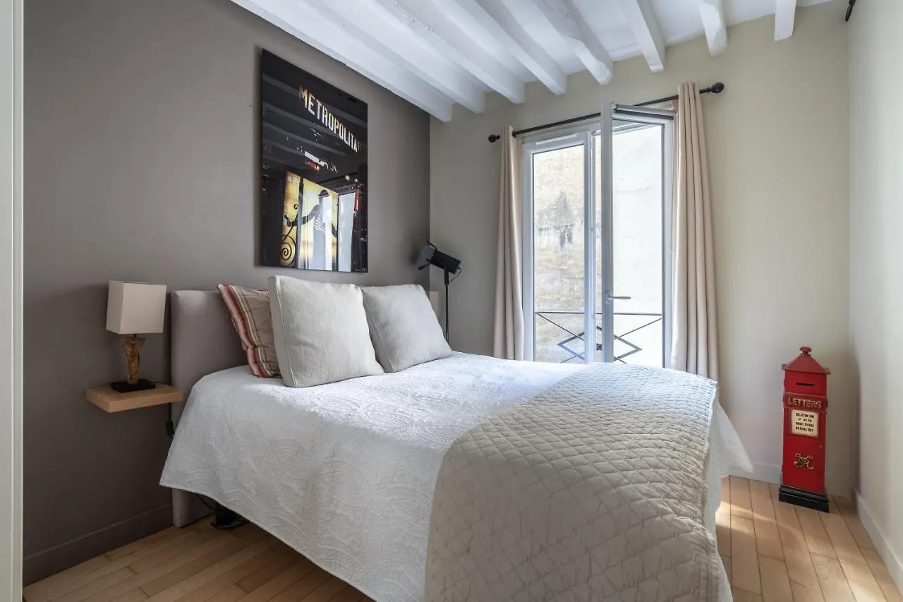 Apartment Stay In The Heart Of Paris France