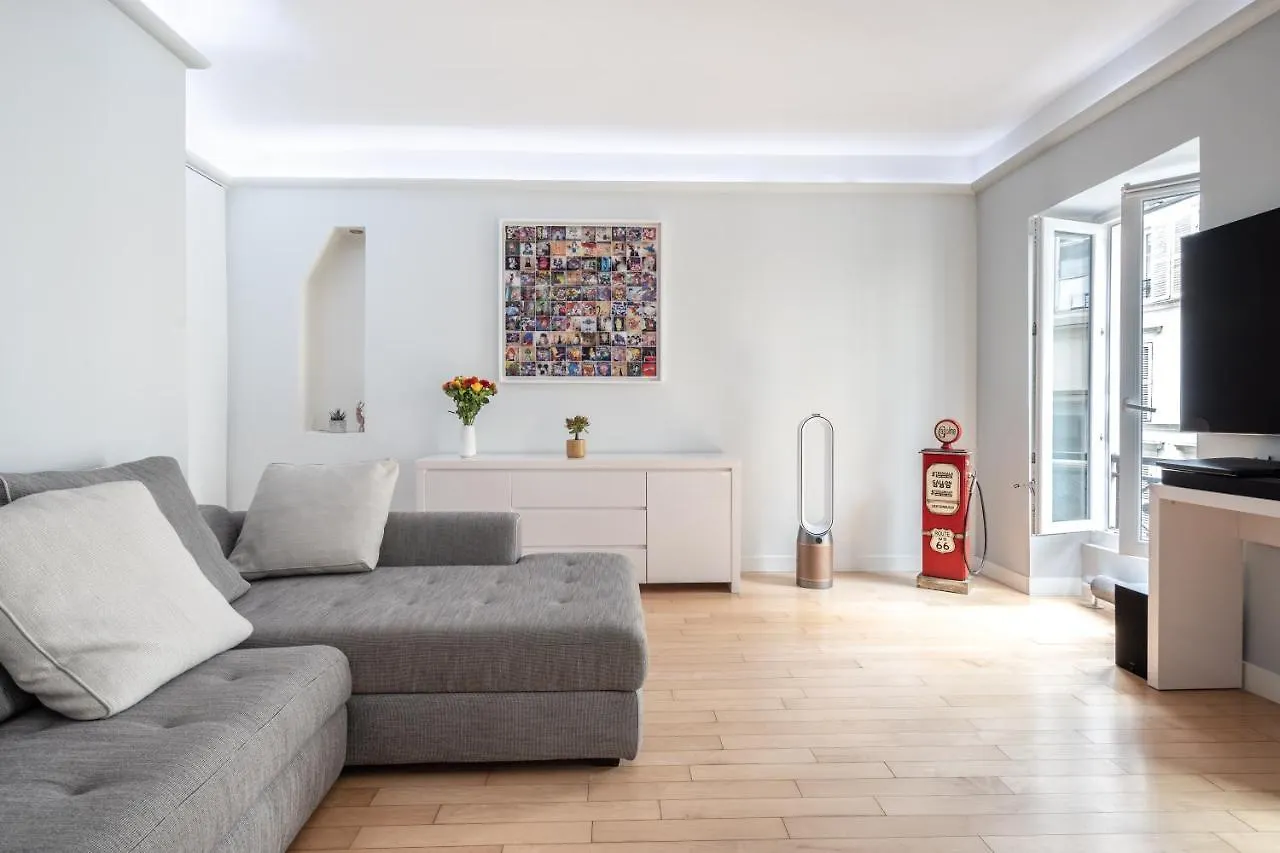 Apartment Stay In The Heart Of Paris